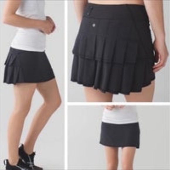 lululemon athletica Dresses & Skirts - Lululemon Pace Setter Swift Pleated Tennis Skirt W/Built In Shorts, Black, Sz 4